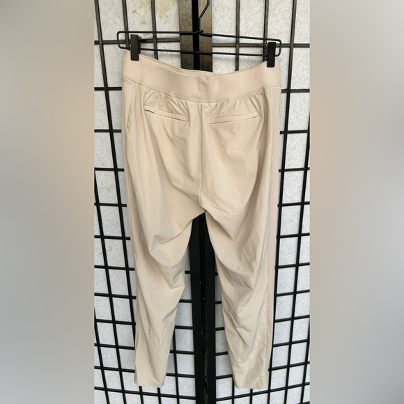 Athleta Brooklyn Mid Rise Ankle Pants Cream Leggings with Stretchy Comfort - Picture 5 of 10